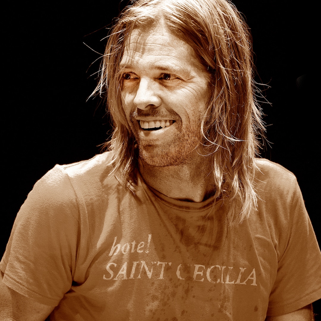 Foo Fighters Honor Taylor Hawkins on the Late Drummer's Birthday - E! On-line